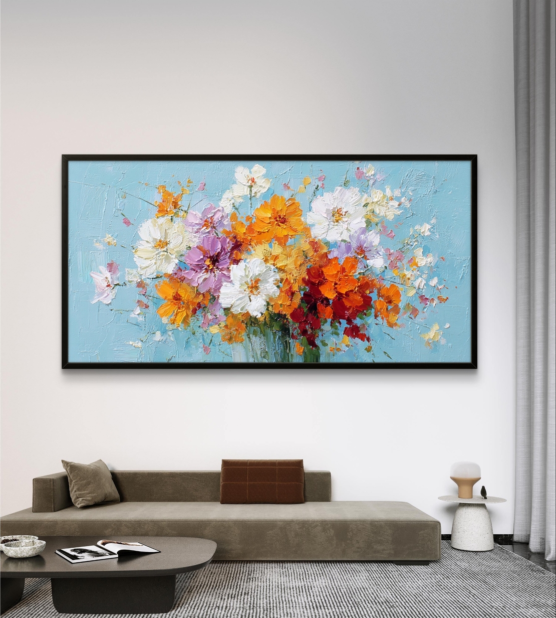 זר פריחה – תמונת קנבס פרחים צבעוניים על רקע תכלת | MS1355