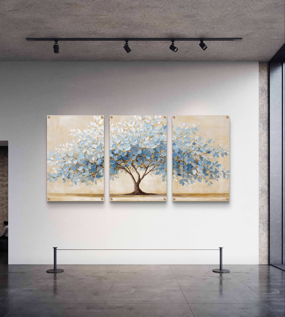 סט שלישייה של תמונות זכוכית עם עץ אבסטרקטי רחב בגווני תכלת, שמנת וזהב בעיצוב מודרני ורגוע
