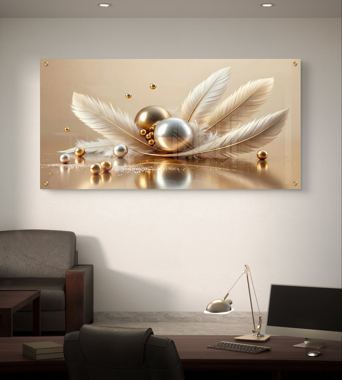 תמונת זכוכית נוצות שמנת וזהב עם כדורים דקורטיביים, מראה רך ויוקרתי