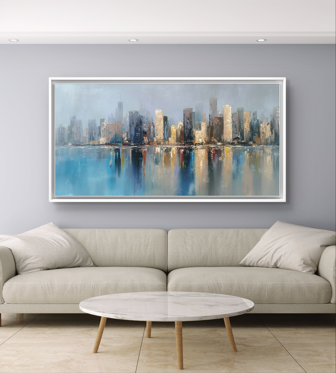 תמונת קנבס של קו רקיע מודרני המשתקף במים בגווני כחול וזהב, בהדפסה חלקה ללא תבליט.