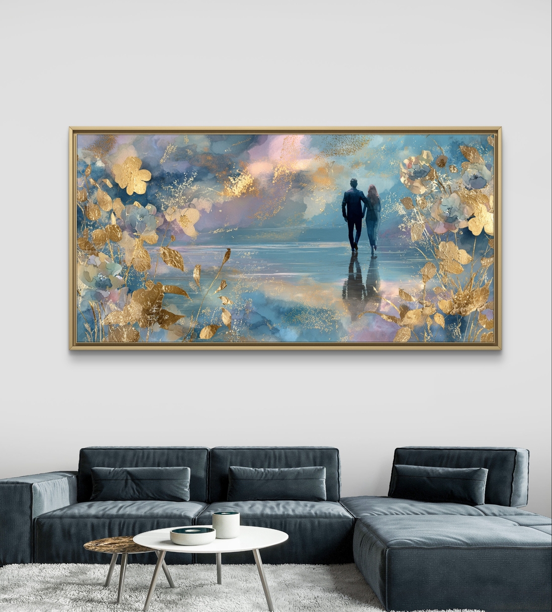 שעת קסם – תמונת קנבס זוג רומנטי על רקע פרחוני בגווני כחול וזהב | MS1353