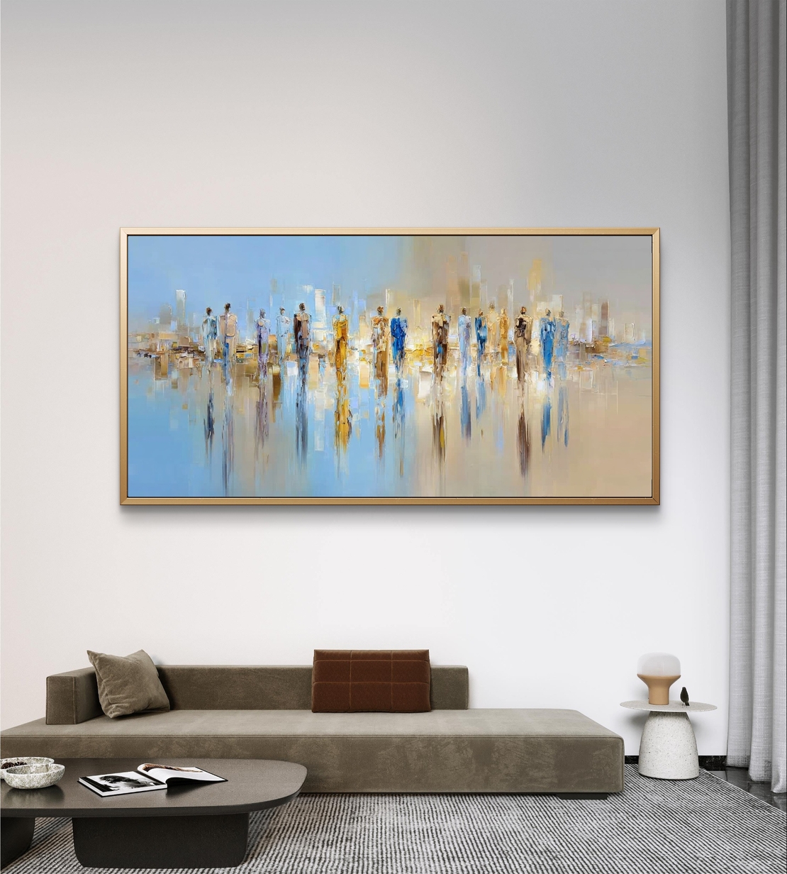 קנבס מודרני בסגנון עירוני עם קו רקיע מרומז, צבעי כחול ושמנת ונגיעות זהב יוקרתיות