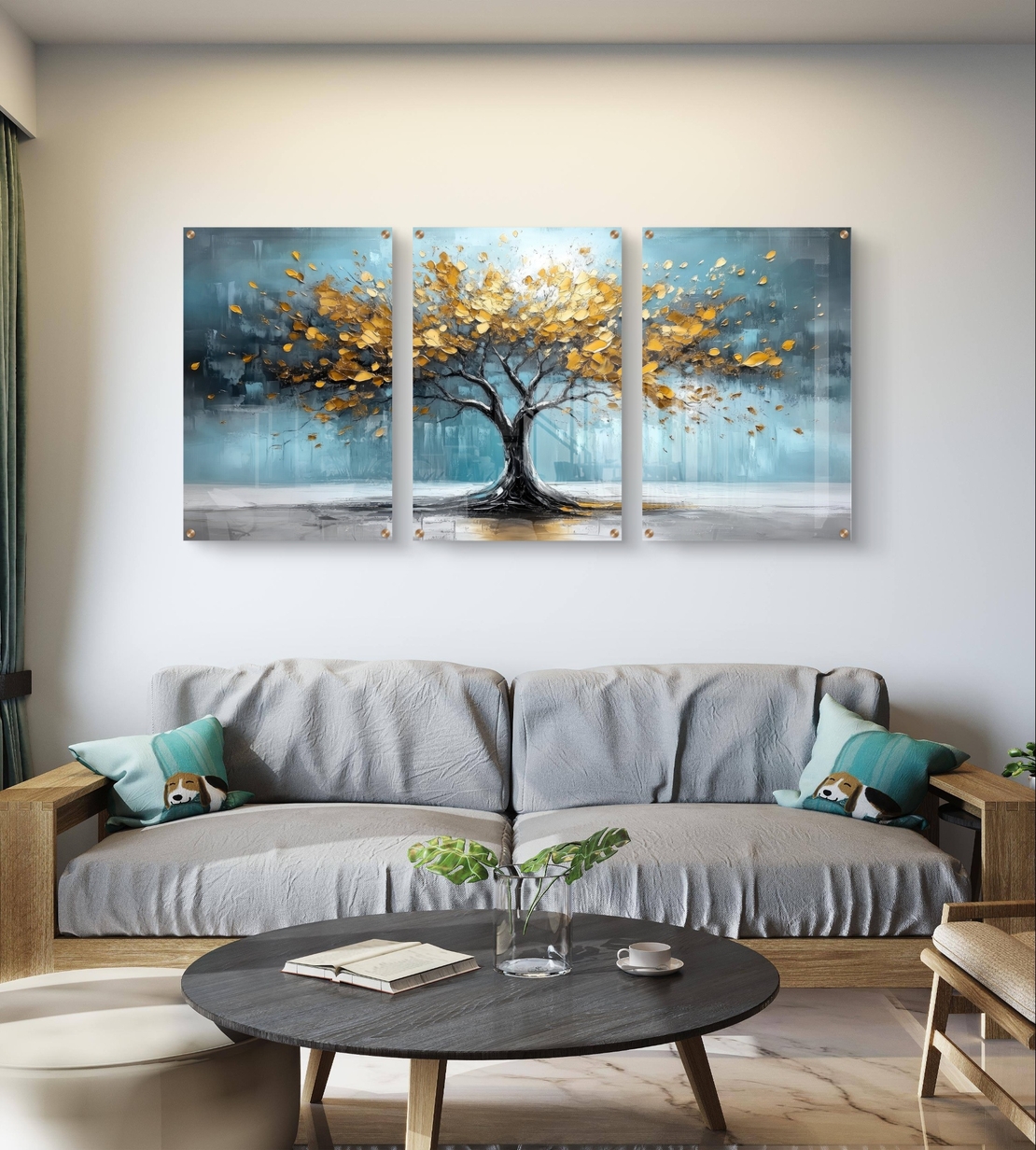 תמונת זכוכית שלישייה עם עץ זהוב על רקע כחול טורקיז בעיצוב מודרני