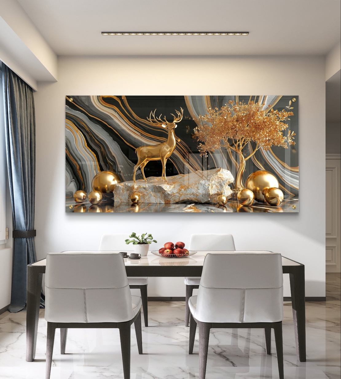 הדפסה על זכוכית בסגנון מרבל עם אייל זהב, כדורי זהב ועץ מוזהב, עיצוב דרמטי לסלון