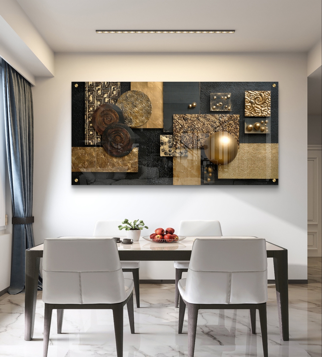 תמונת זכוכית אבסטרקטית לרוחב בעיצוב גאומטרי יוקרתי בגווני זהב ושחור עם טקסטורות עמוקות