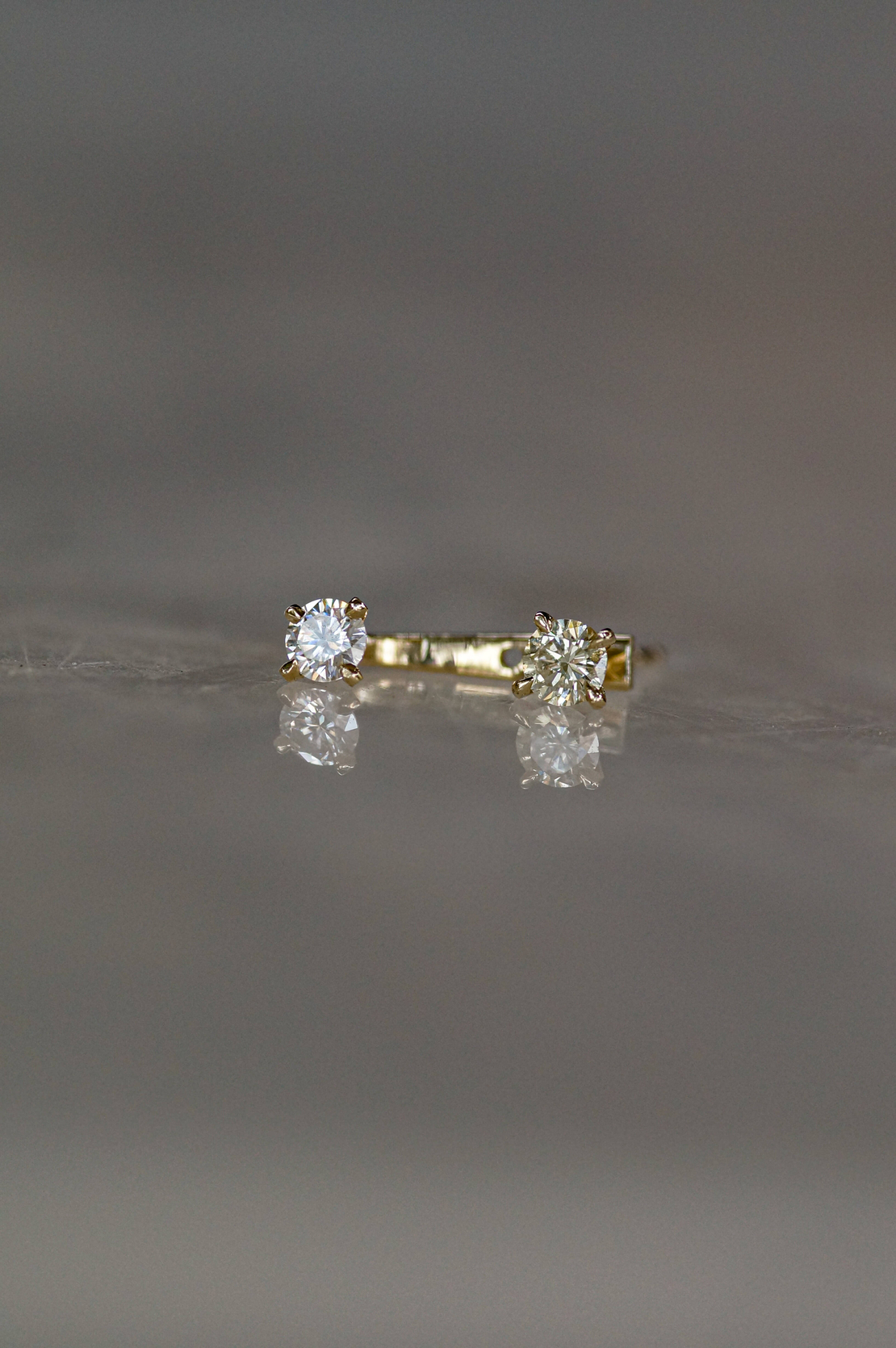 עגיל עניבה יהלום לבן מעבדה