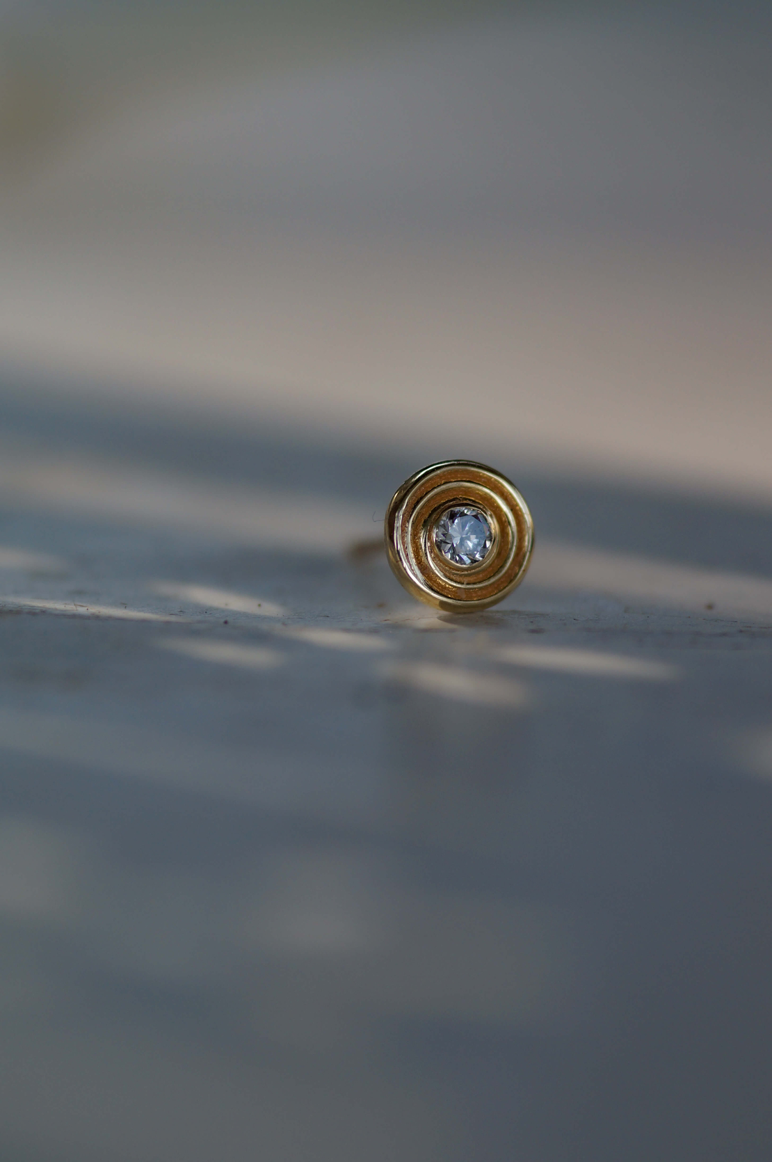 עגיל SPIRA יהלום לבן