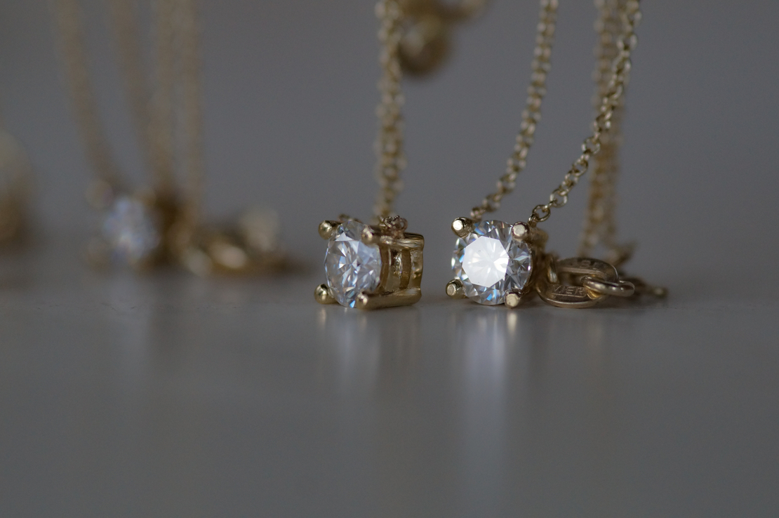 שרשרת יהלום צף מעבדה