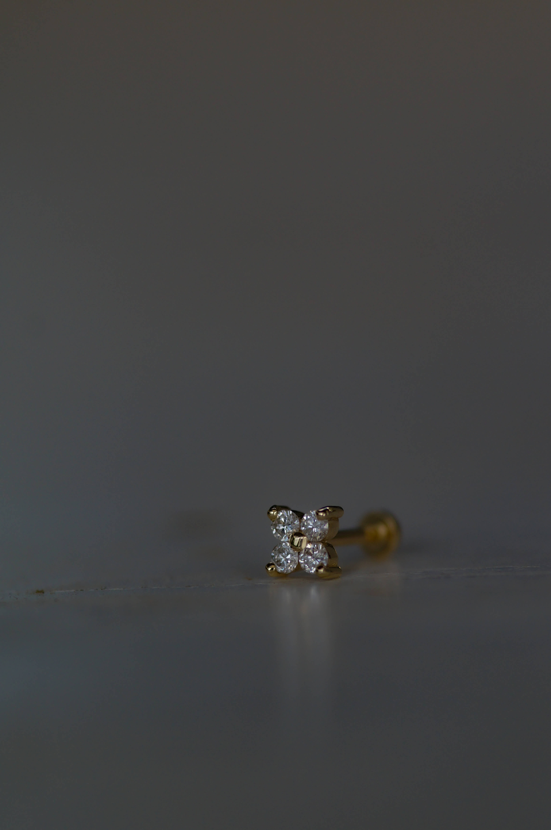 עגיל תלתן זהב