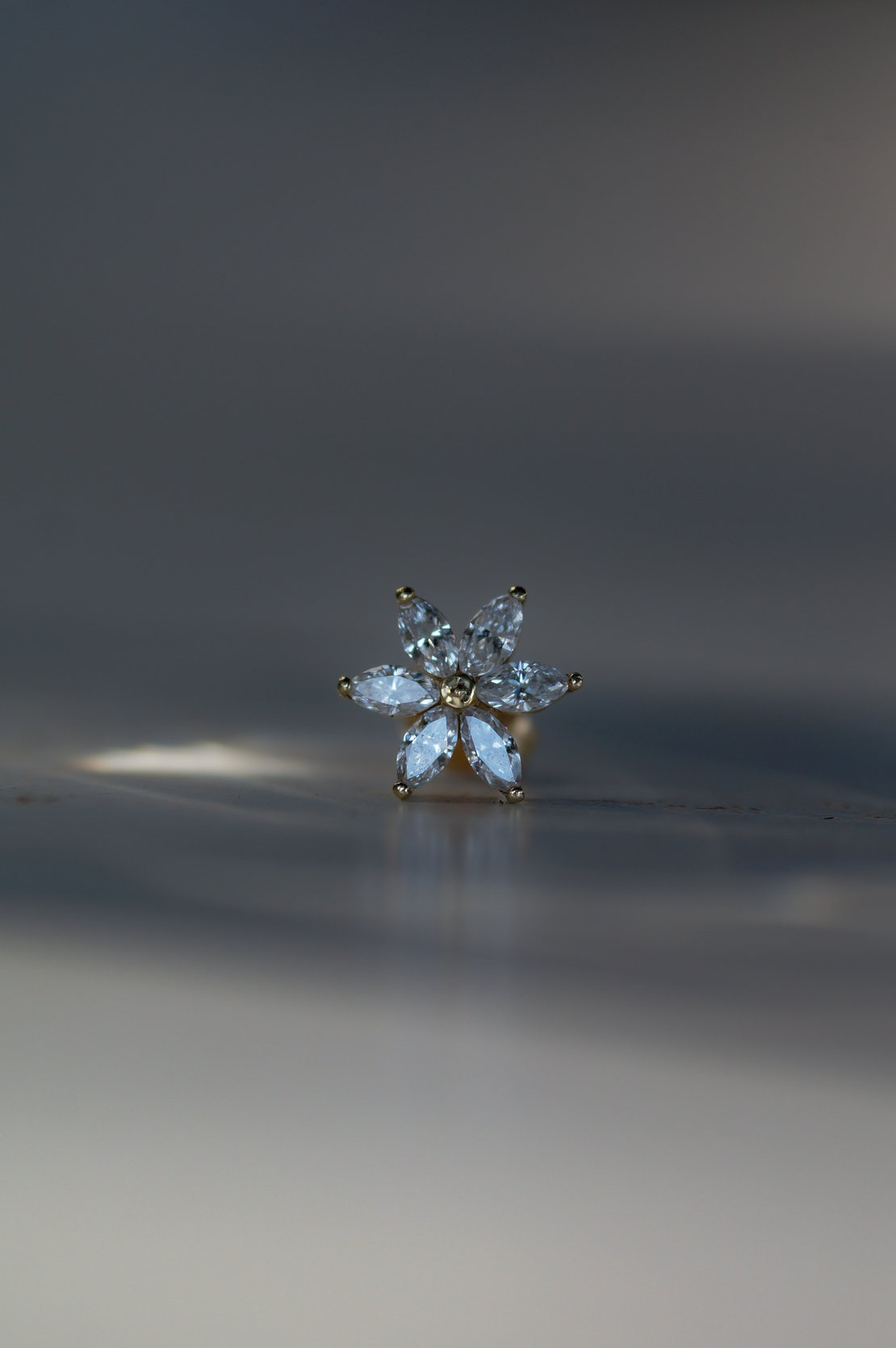 עגיל BLOOM יהלומים לבנים מעבדה