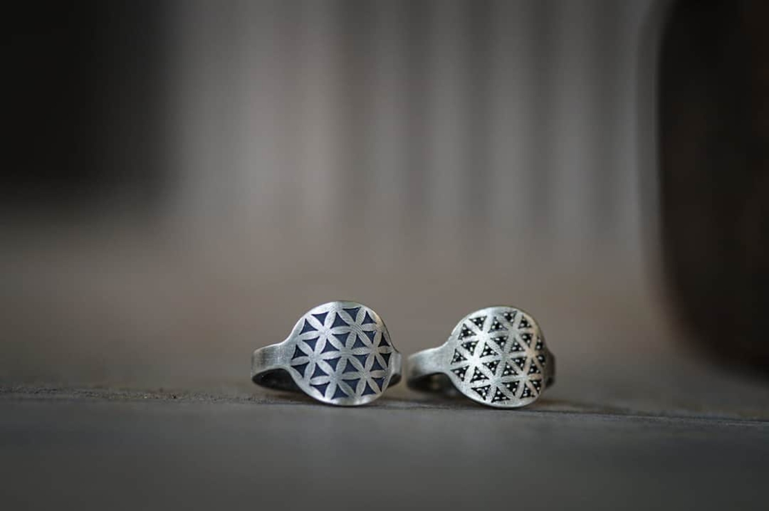 טבעת פרח החיים עגולה