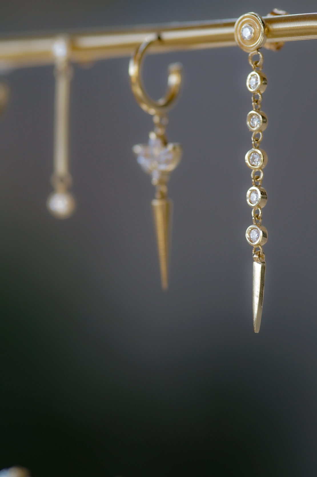 עגיל spira drop יהלומים לבנים