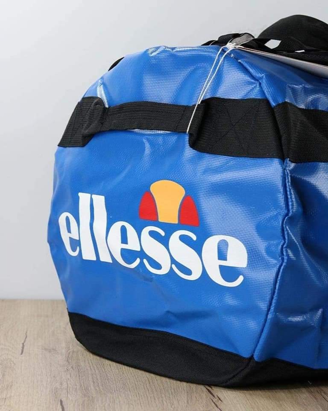 תיק ספורט ellesse