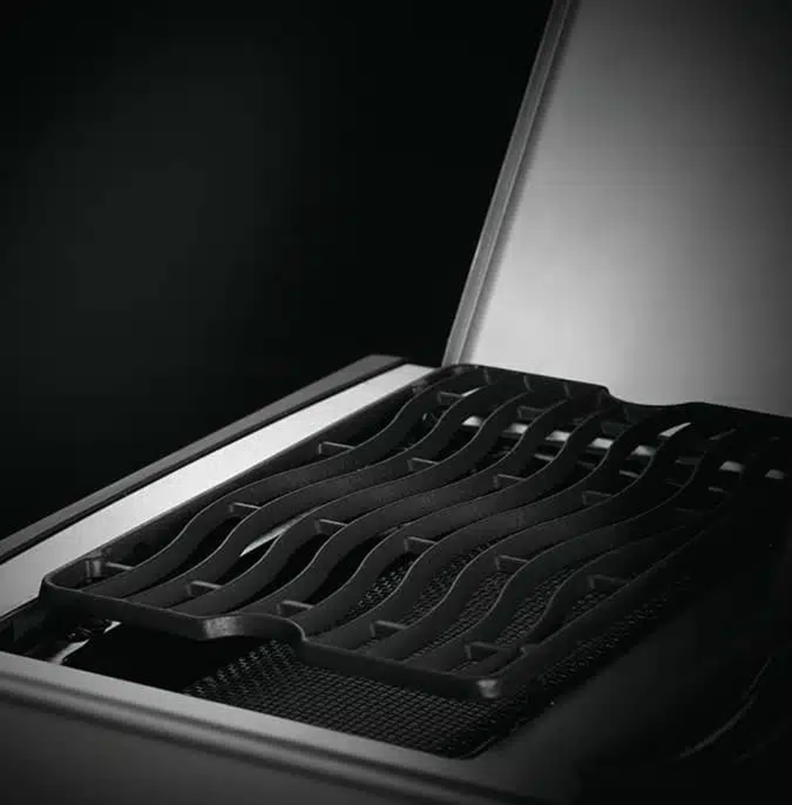 גריל גז ROGUE XT 365SIB IL נירוסטה