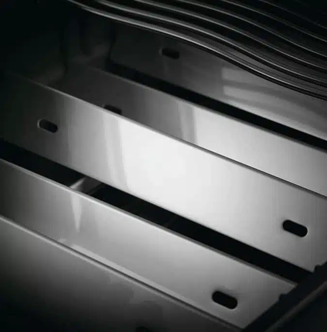 גריל גז ROGUE XT 365SIB IL נירוסטה