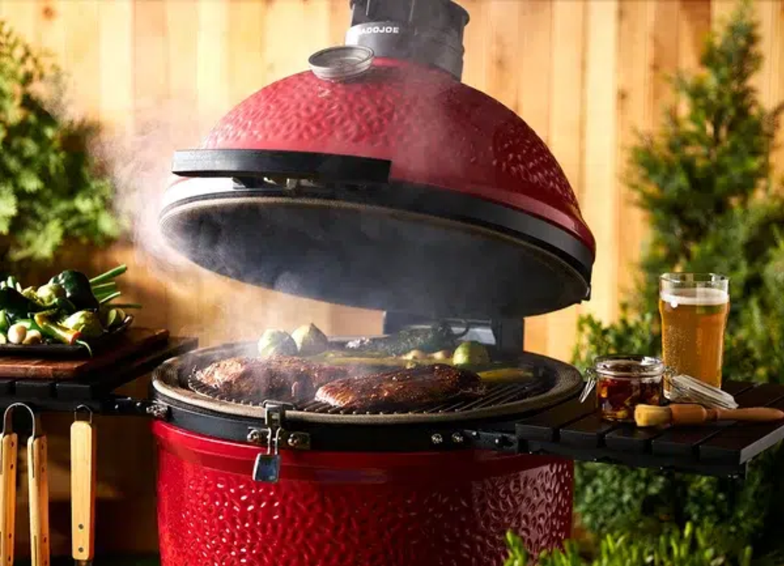 🔥 Kamado Joe Big Joe II – גריל קמאדו קרמי 24 אינץ' עם Air Lift™, Kontrol Tower® ו־Divide & Conquer®