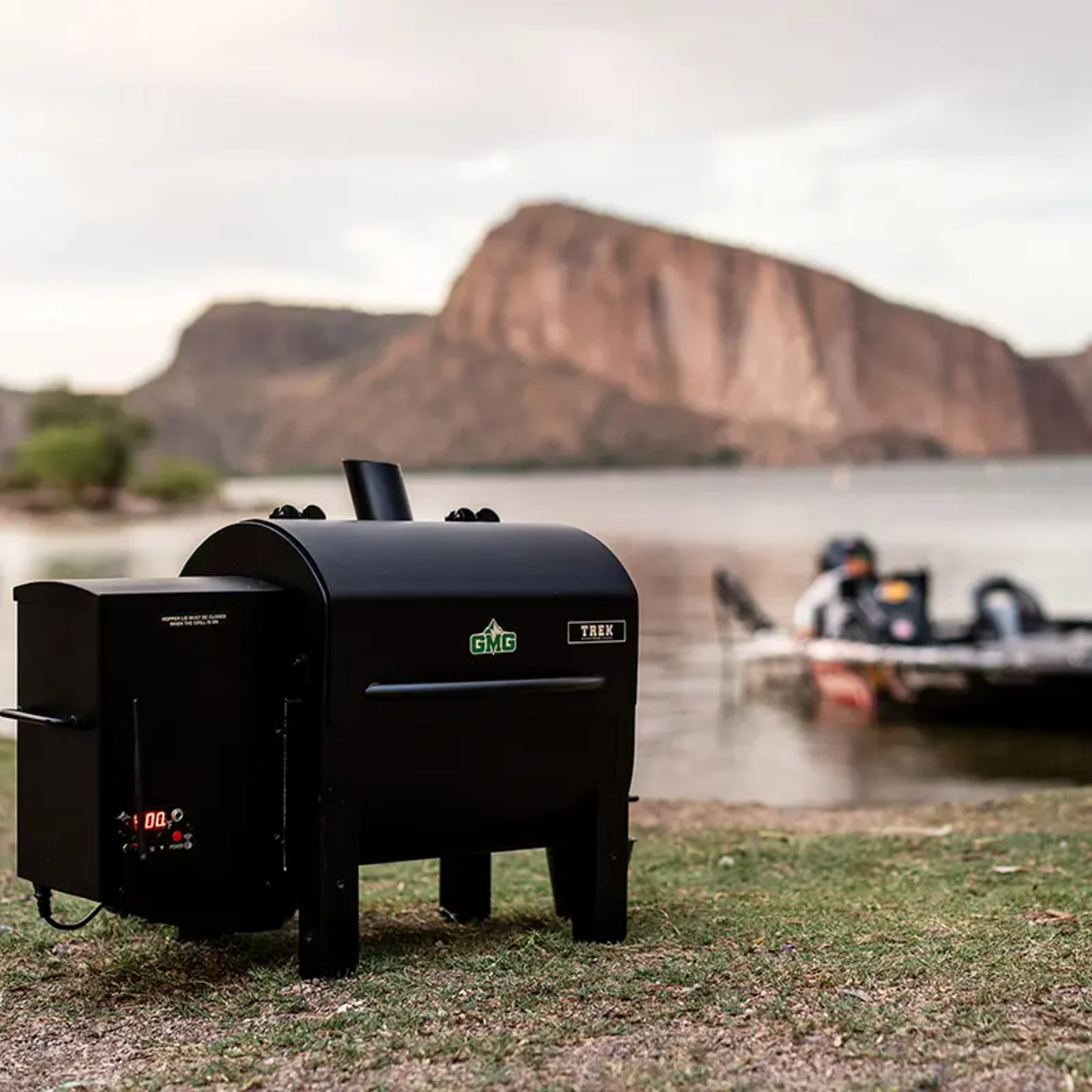 🔥 Green Mountain Grills TREK PRIME 2.0 – מעשנת פלט חכמה, קומפקטית וניידת עם Wi-Fi