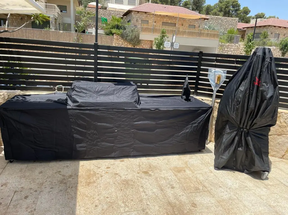 מטבח חוץ Volcan 7 Black – מטבח גינה יוקרתי מנירוסטה שחורה עם גריל 6 מבערים, מקרר וכיור