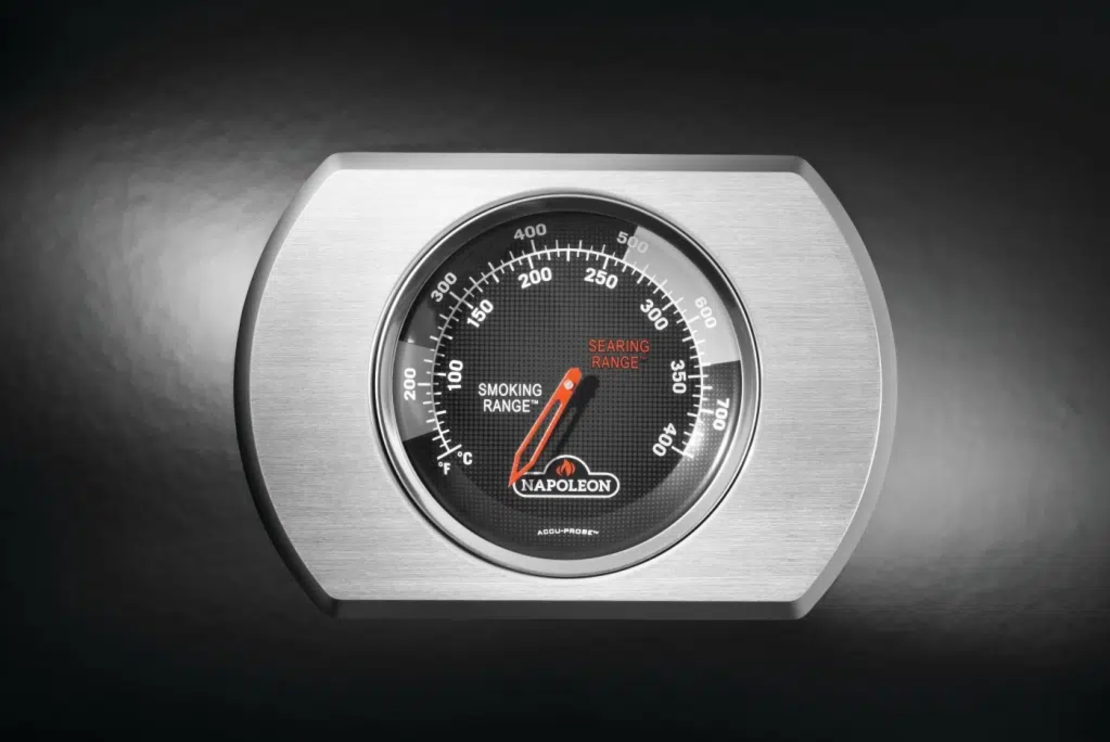 Napoleon Rogue PRO-S 425 RSIB – גריל גז יוקרתי עם מבער אחורי וכירת צד אינפרה אדום