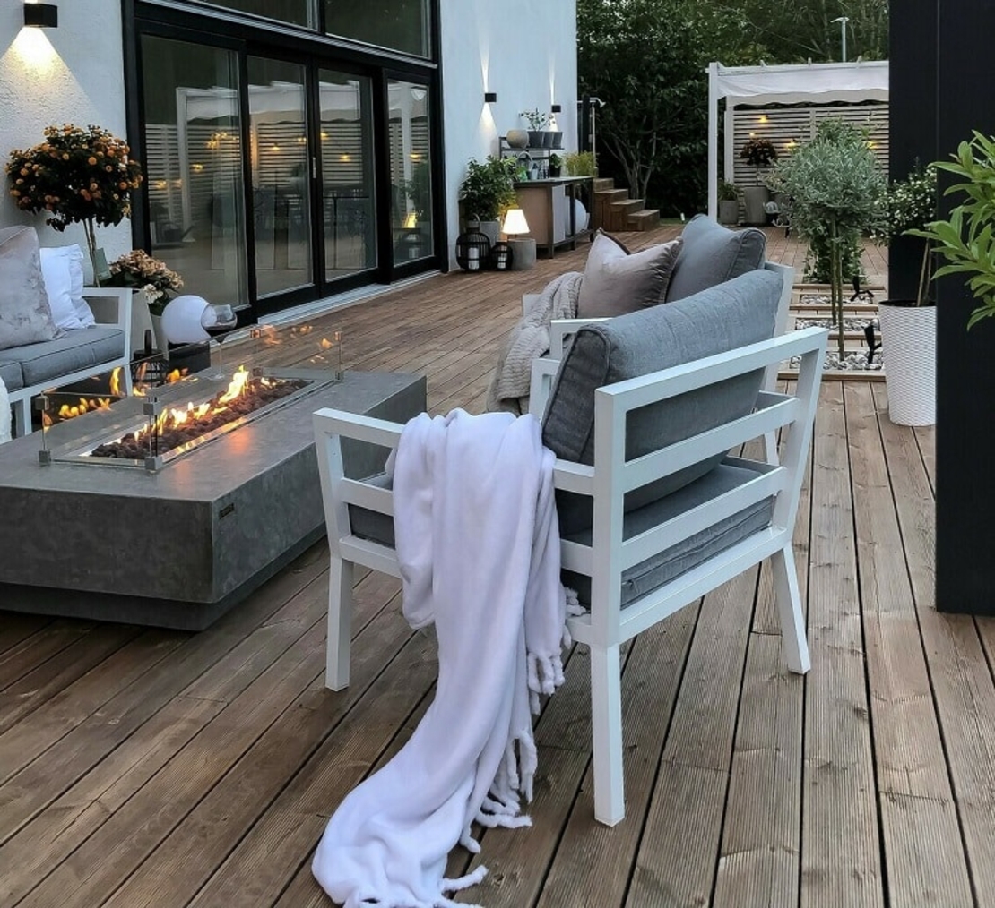 שולחן אש Hampton – שולחן גז יוקרתי לגינה ולמטבח חוץ