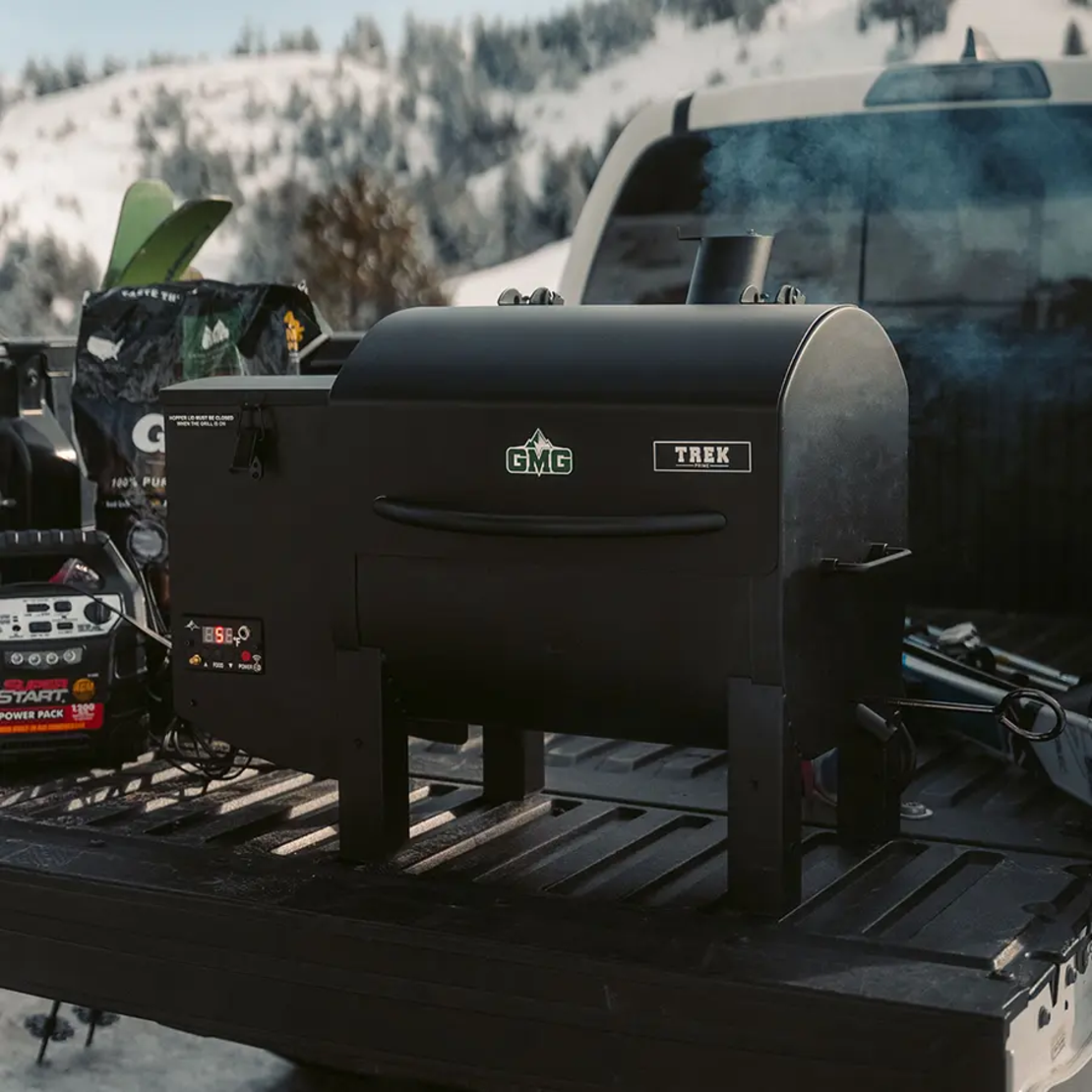 🔥 Green Mountain Grills TREK PRIME 2.0 – מעשנת פלט חכמה, קומפקטית וניידת עם Wi-Fi