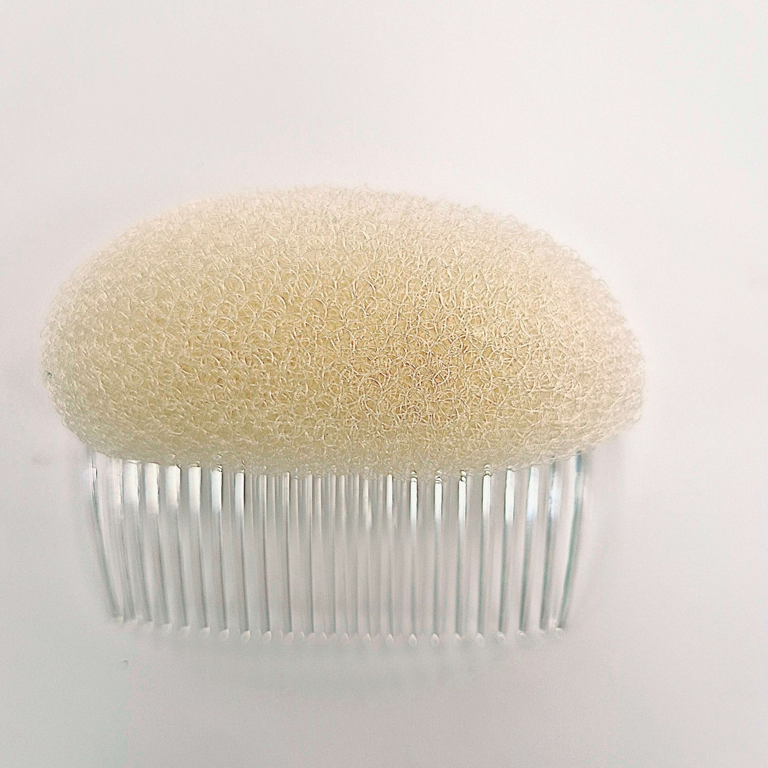 Sponge for filling and lifting hair
