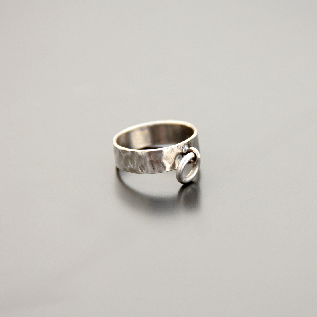 טבעת נזם קטנה (מפרק עליון) - כסף 925 מושחר 