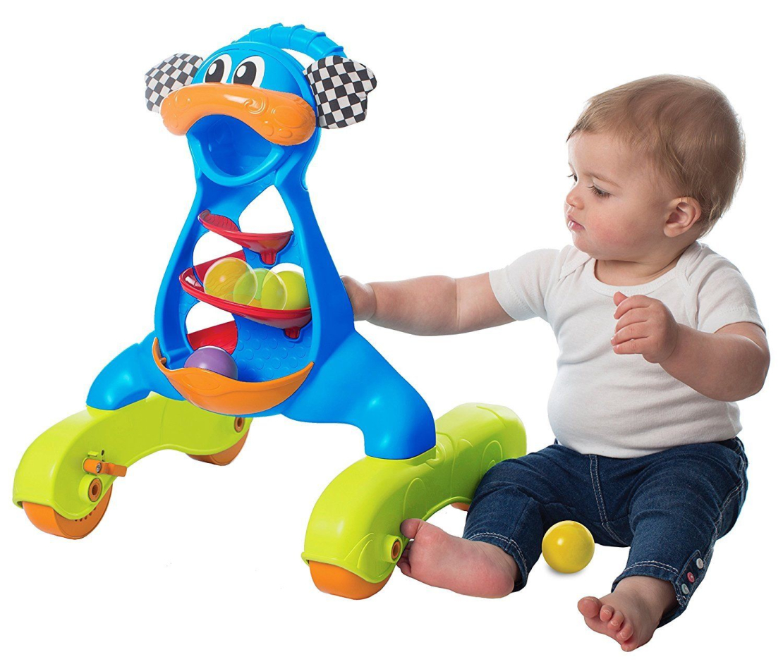 הליכון פלסטיק לתינוק בשילוב של משחק מגלשת כדורים