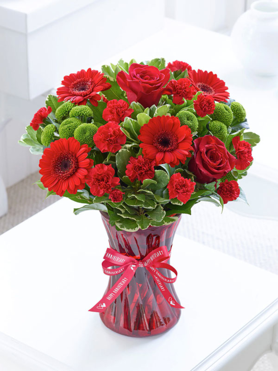 Bouquet with red rose, gerbera and cloves #122