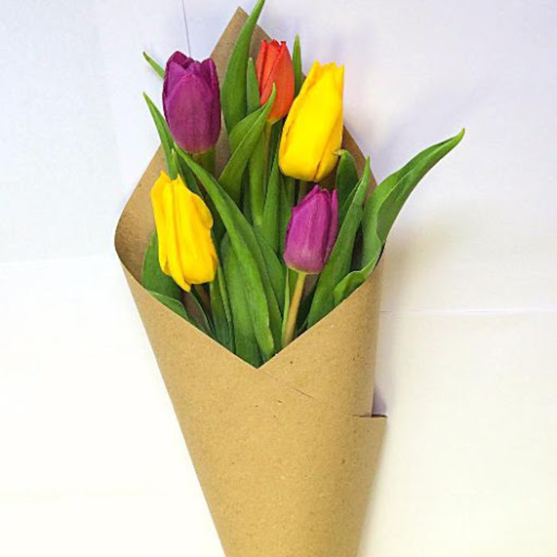 Small bouquet of tulips