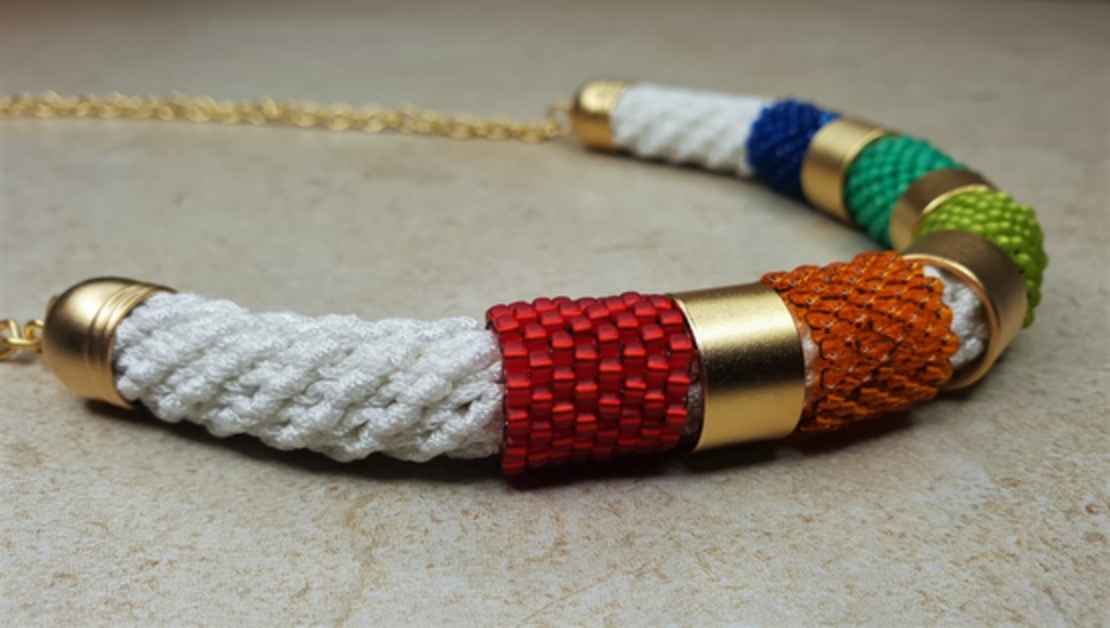 White & Gold with Colorful Beads Necklace | Hanita
