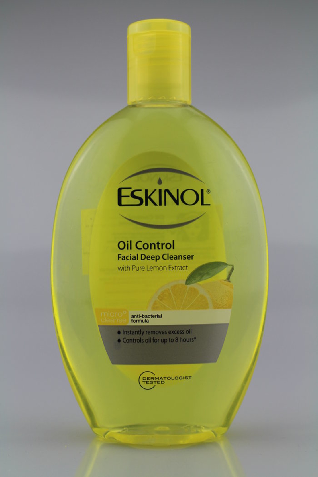 Eskinol - Oil Control with Lemon 225ml
