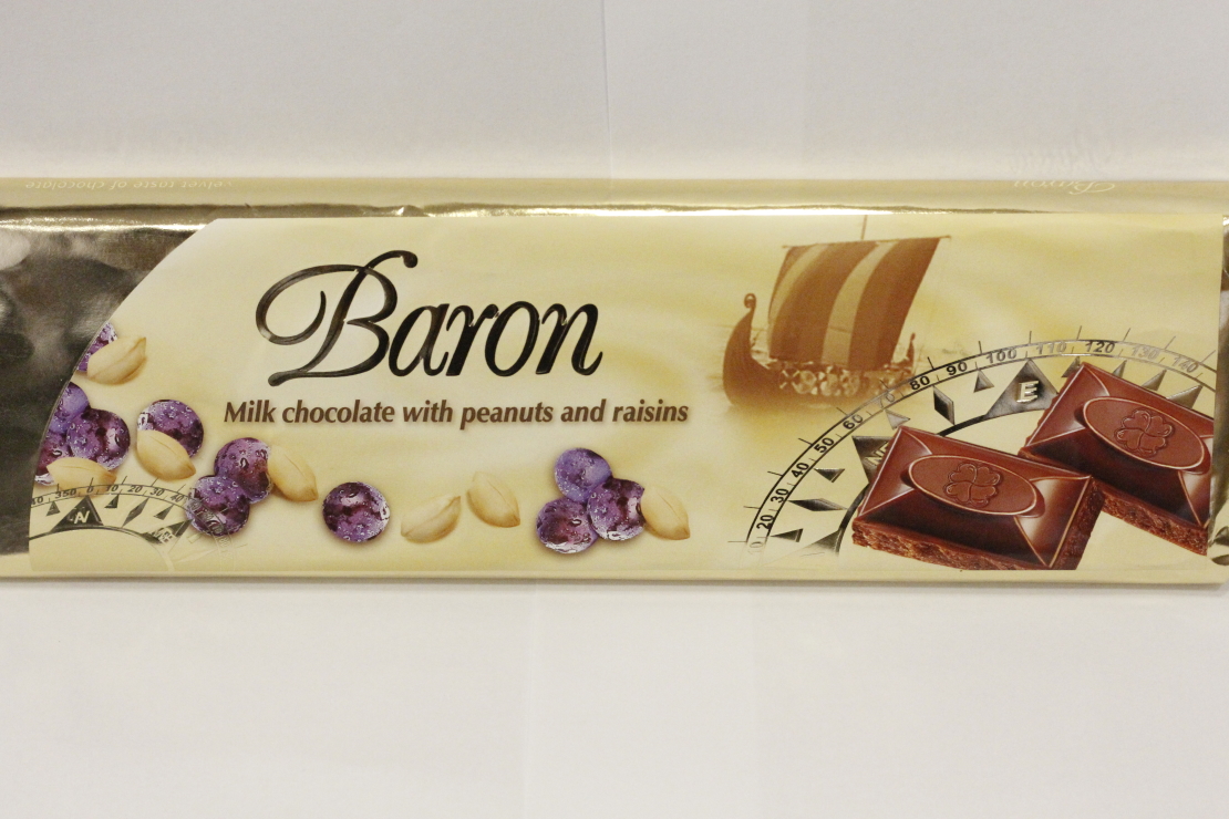 Baron - Milk Chocolate with Penuts and Raisins - 300g