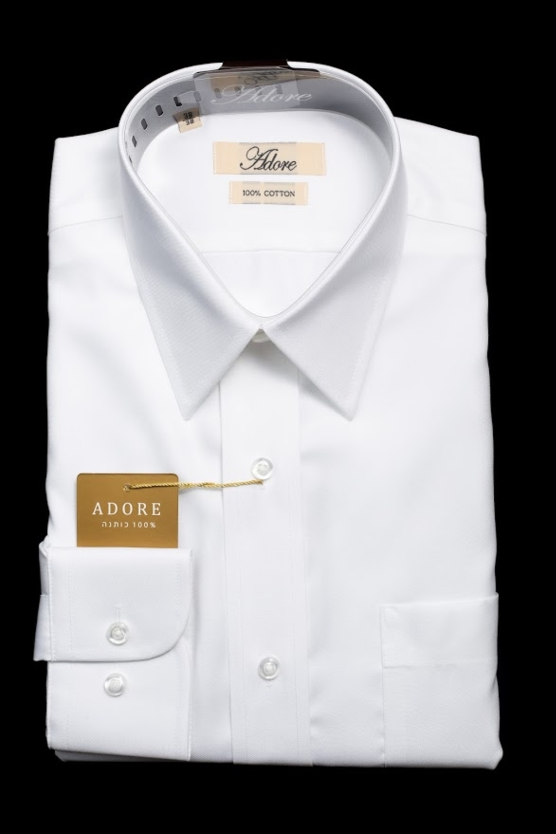 חולצה לבנה אדור תווית בז' גזרה רגילה עם כיס צווארון אמריקאי