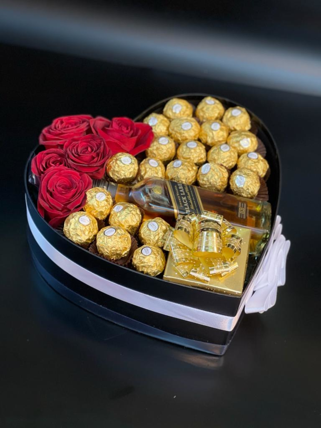 A luxury case in a heart box - 2