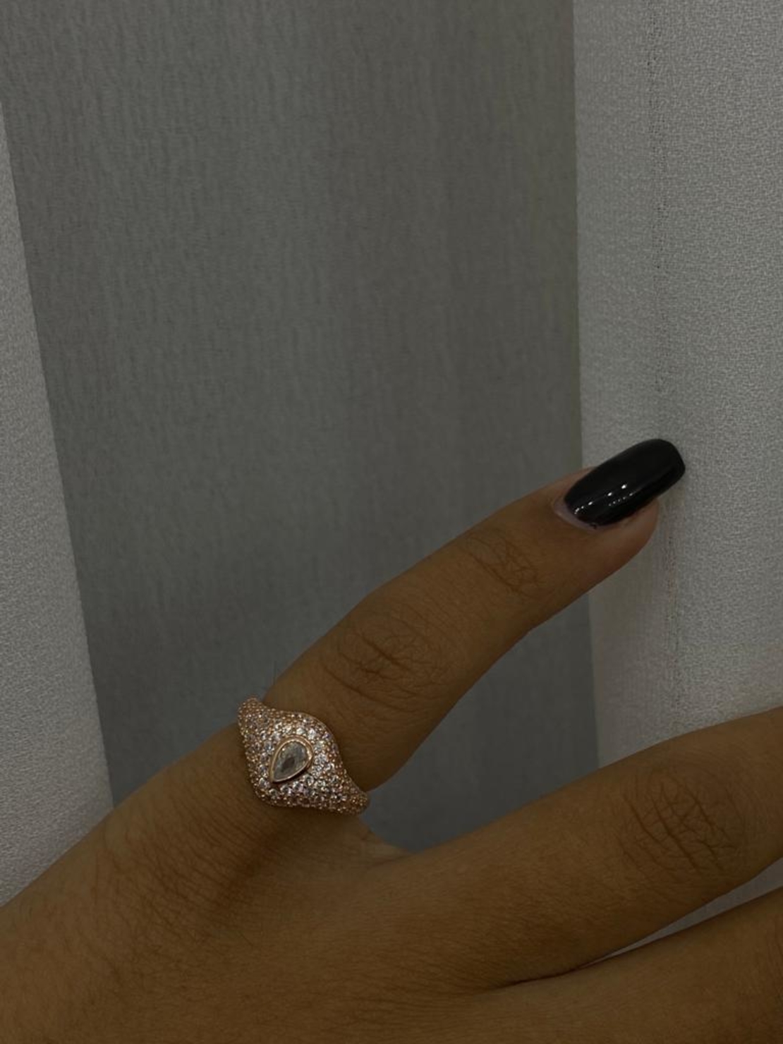 טבעת AGAM לזרת כסף 925 בציפוי רוז גולד - משובצת זרקונים