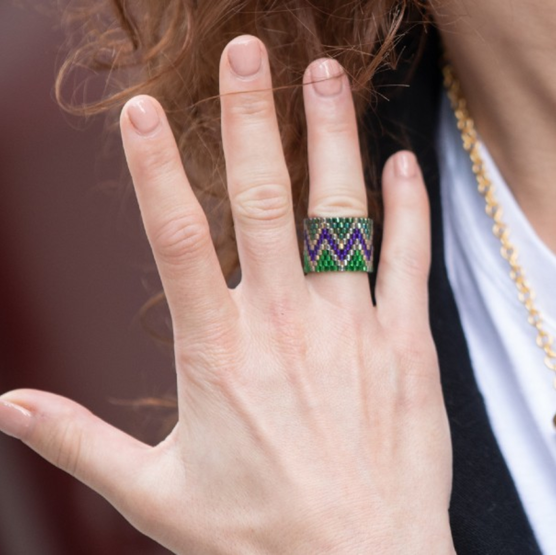 דגם שחר | טבעת חרוזים שזורה דגם זיגזג | טבעת צבעונית