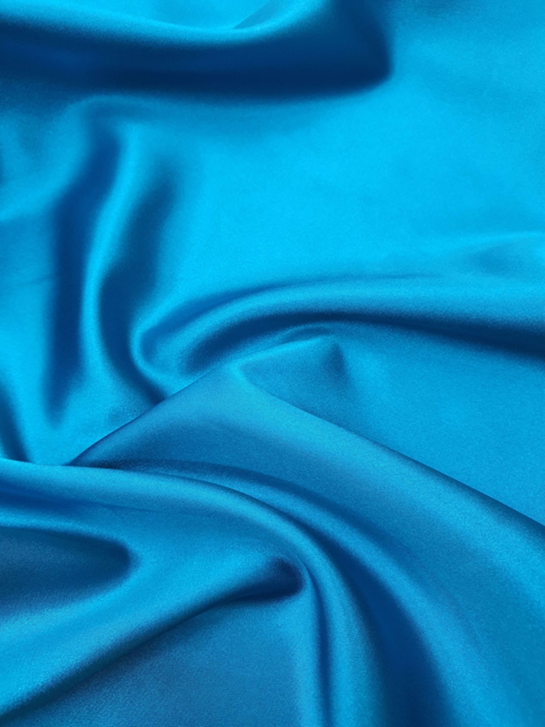 סטן לייקרה סילקי כחול פטרול 