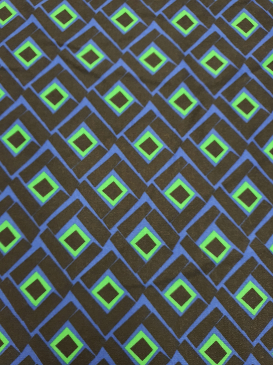 ג'רסי גוצ'י שחור דפוס גאומטרי גווני ירוק וכחול 
