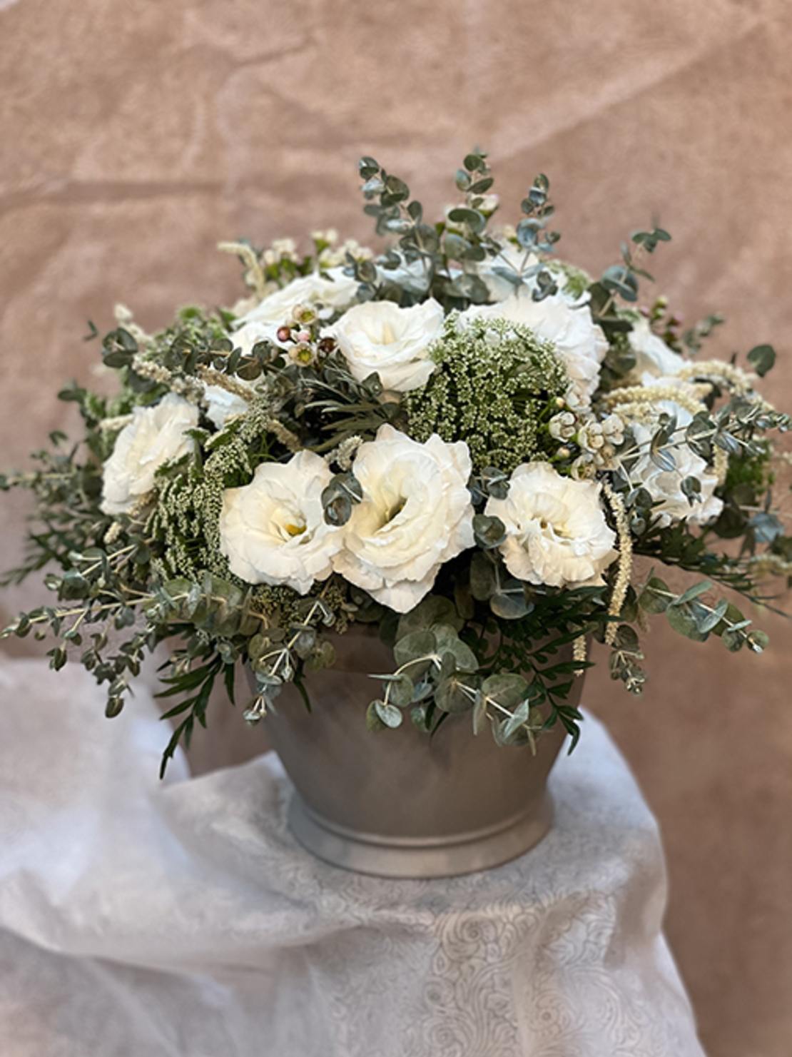 White lisianthus flower arrangement