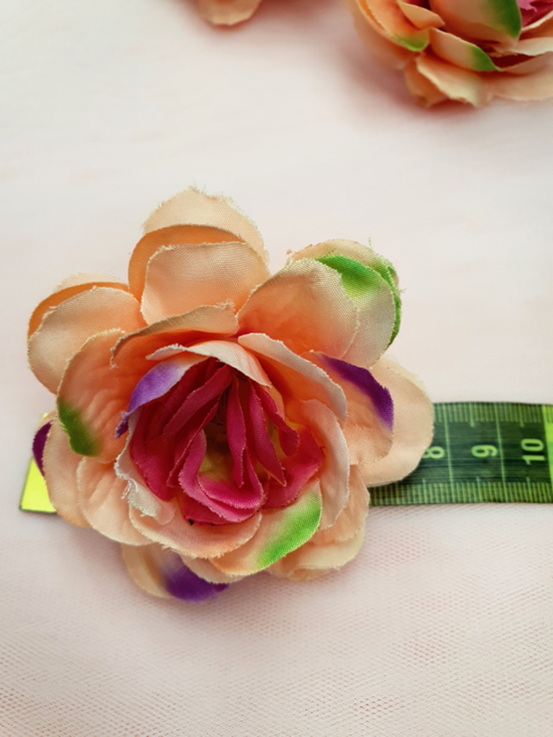 פרח משי צבע אפרסק מארז של 3 יחידות 
