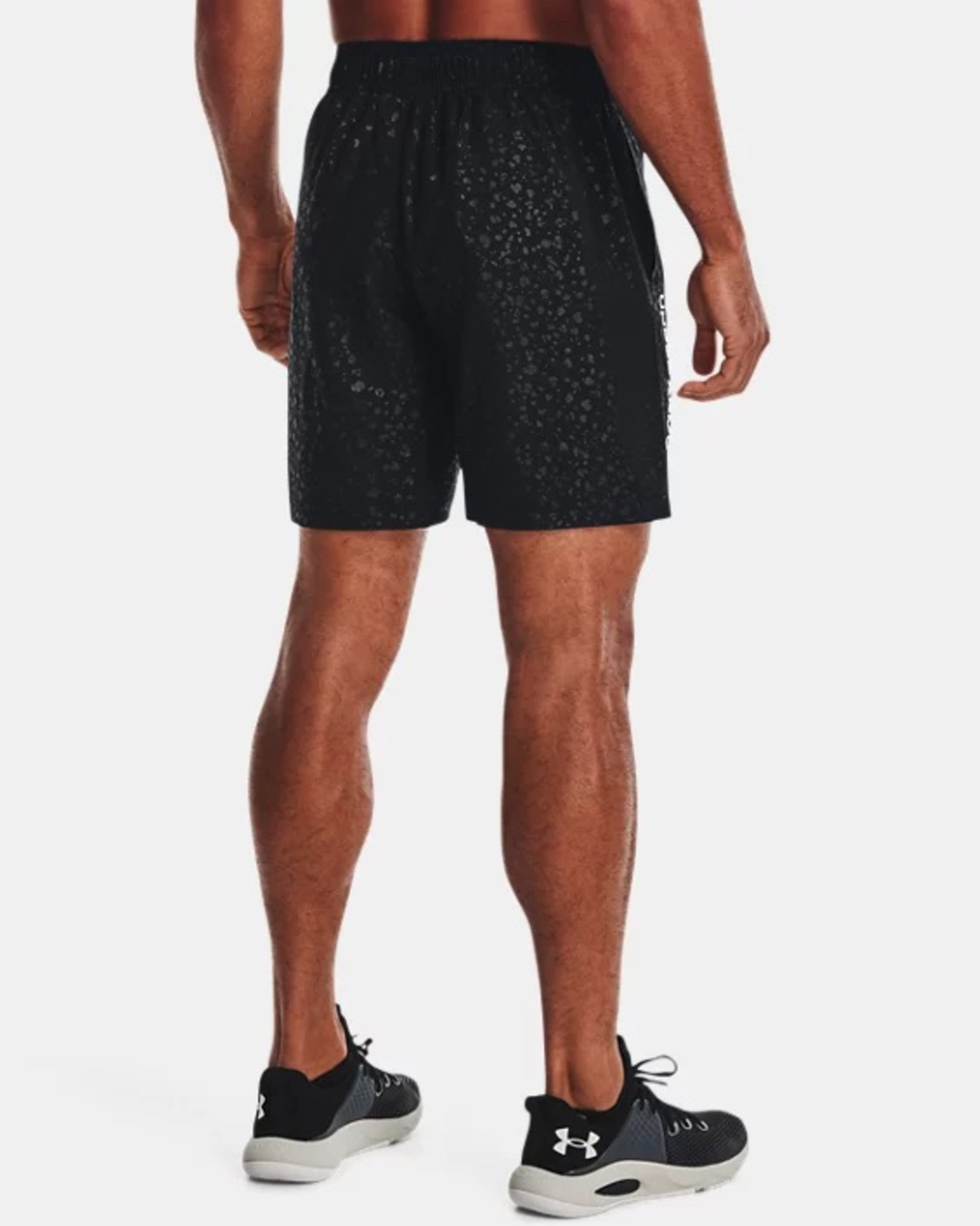 שורט אנדר ארמור לגברים | Under Armour Men's Woven Emboss Shorts