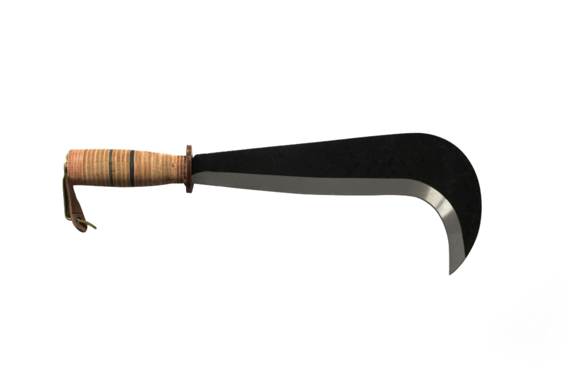 סכין יער 610 גר, ידית עור, הלקו גרמניה