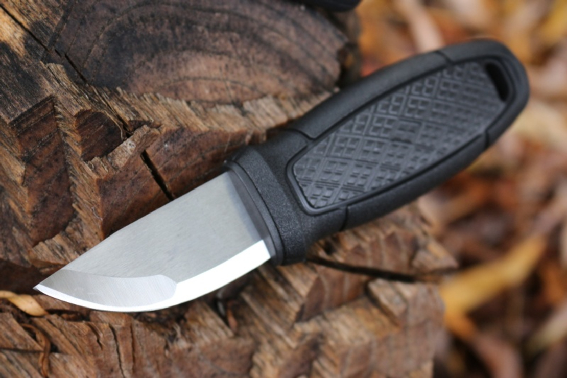 סכין קטנה מורה-קניב אלדריס עם נדן קשיח-שחור-MORAKNIV ELDRIS