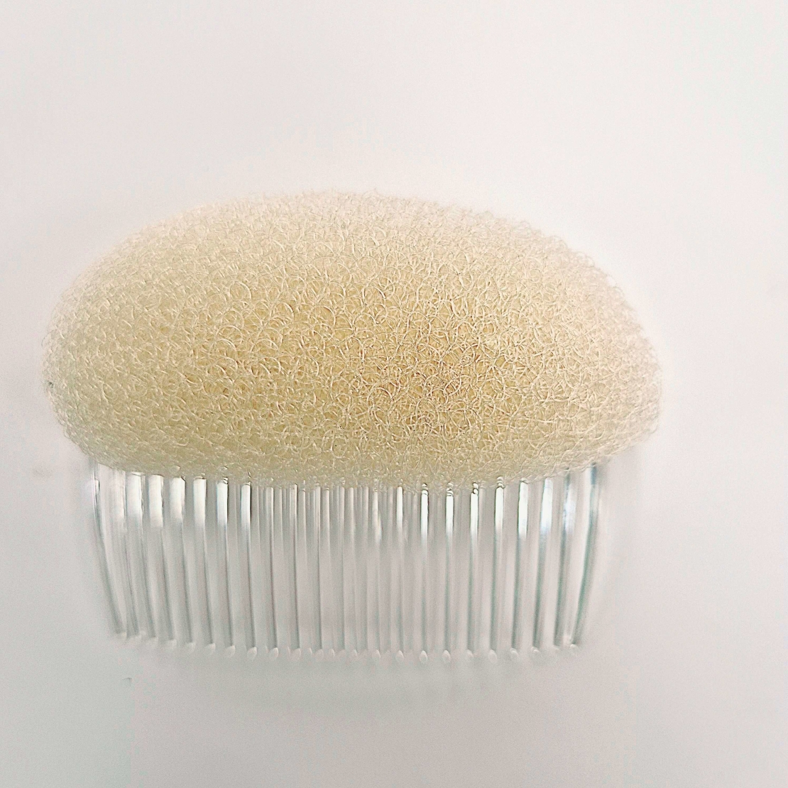 Sponge for filling and lifting hair