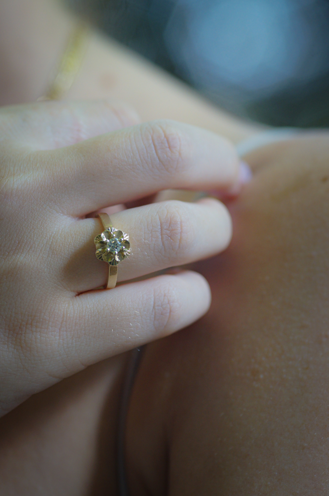 טבעת פרח המלכה יהלום