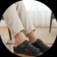 כפכפים אורטופדיים סגורות לנשים