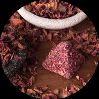 קטורת  פירמידה